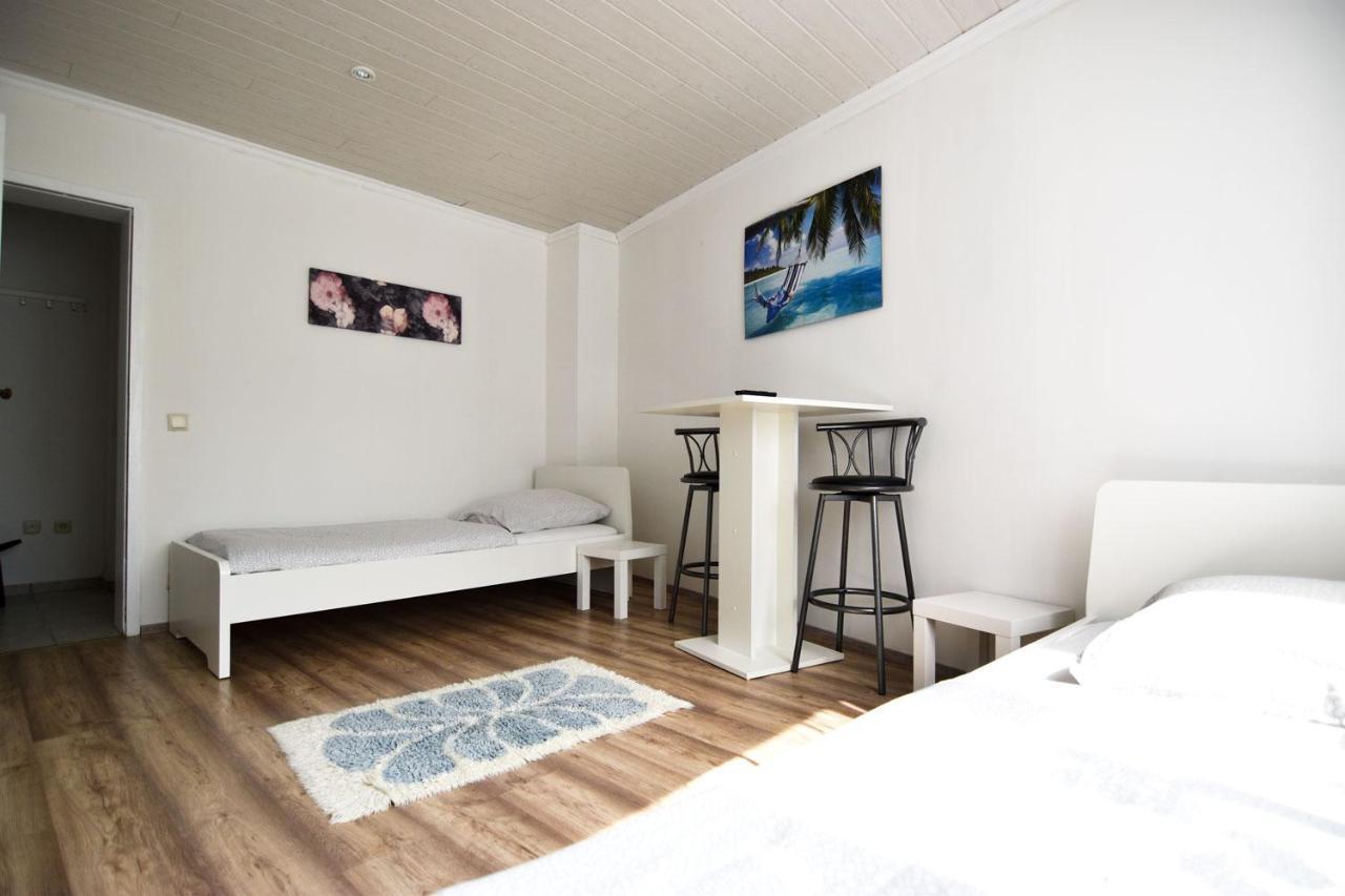 Cozy Worker Apartments ニーダーカッセル エクステリア 写真